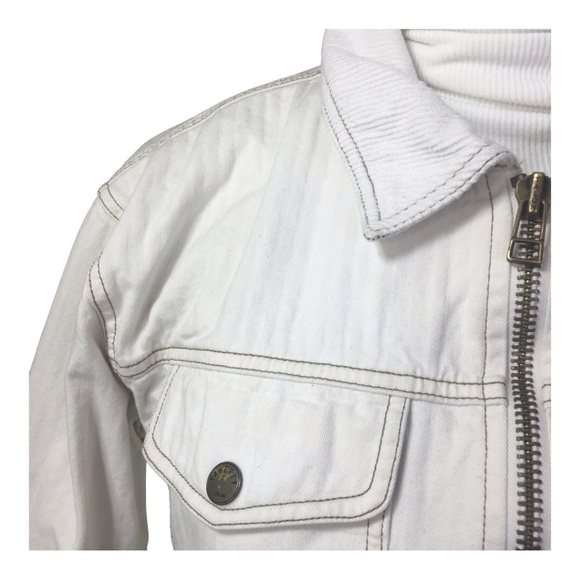 Faherty Rosie Size Medium 100% cotton denim jacket flannel lined off white color - Picture 3 of 7